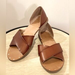 Dunes faux leather cross strap sandals.